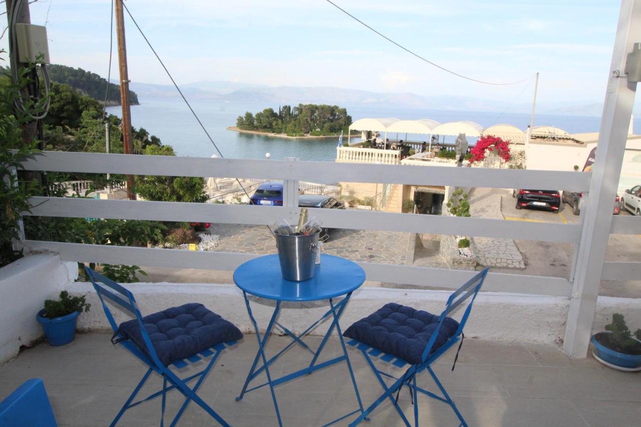 Batis Breeze Bed and Breakfast Perama  Exteriör bild
